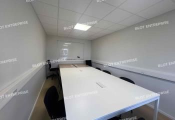 Cellule d'activités à louer Pacé - Proximité ligne de bus