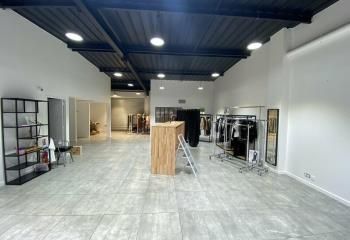 Local commercial à louer Saint-Jean-d'Illac - Site sécurisé