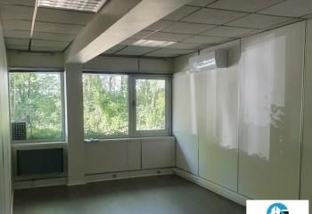 Location bureaux Meylan - Proche autoroute, secteur Carrefour