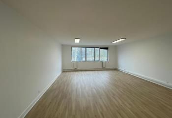 Location bureau Champs-sur-Marne - Proche transports