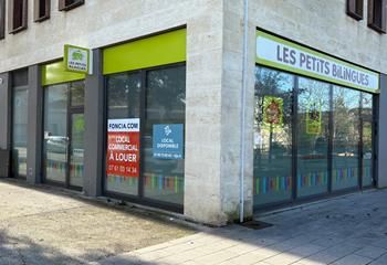Location local commercial - 67 m²