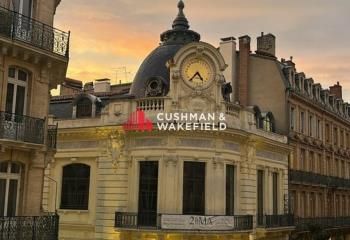 Location bureau - 808 m²