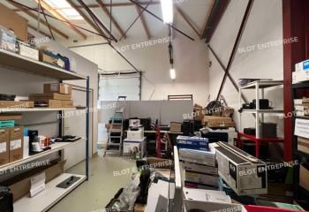 Local d'activités à vendre La Mézière - Proximité ligne de bus