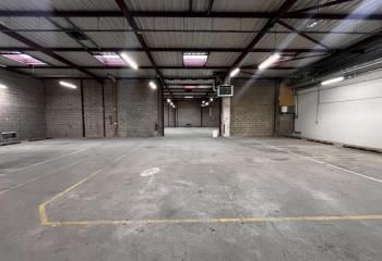 Location activité/entrepôt - 1730 m²