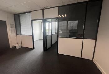 Location bureau Lieusaint - Pôle tertiaire, stationnement inclus