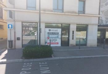 Local commercial à louer Chartres centre-ville - Proche tramway