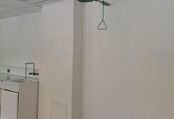 Laboratoire 37 m² à louer Créteil - Proche métro ligne 8