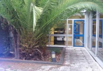 Location bureaux Labège - Proche centre commercial, accès fibre