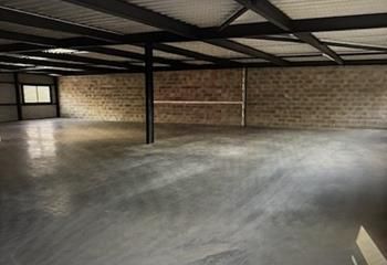 Vente entrepôt La Garde - Proche activités commerciales et bureaux