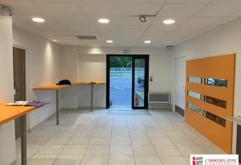 Location bureau Lanester - Rez-de-chaussée, proximité transports