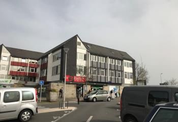 Vente bureaux Quimper - 16 places de parking sécurisées