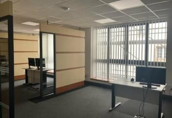 Location bureaux Quimper centre-ville - 10 places de parking