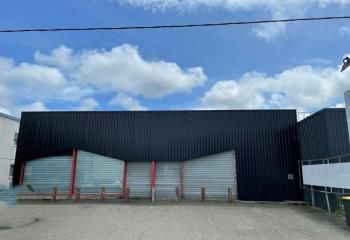 Local commercial à louer Ploeren - Zone de Luscanen