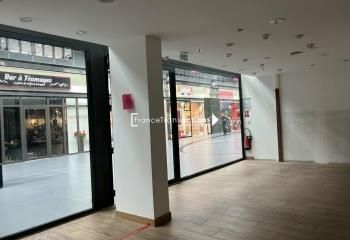 Local commercial à louer Estancarbon - Galerie commerciale Leclerc
