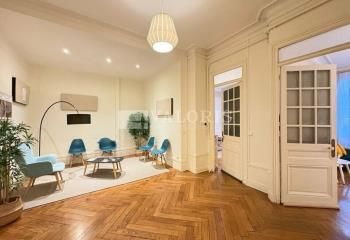 Location bureau Lyon 6 - Proche transports et commerces