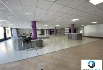 Local commercial à louer Saint-Martin-le-Vinoux - 13 places de parking