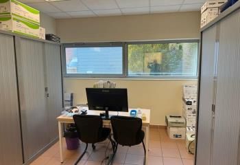 Bureaux à vendre Beauvais - 12 places de parking privées