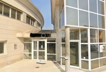 Vente bureaux Saint-Pierre-d'Oléron - Centre-ville et parking privatif