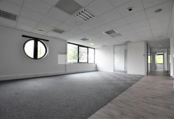 Location bureaux Saint-Priest - Parc Technologique, proche transports