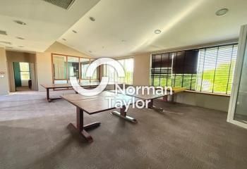 Vente bureaux Lunel - Proche A9, RN 113, D61 et gare SNCF