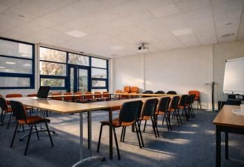 Location bureaux Paris 18 - Proche métro et tramway