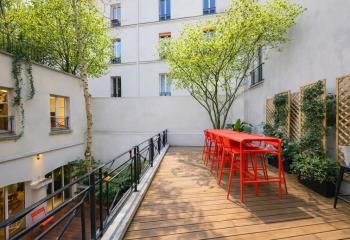 Location bureaux Paris 9 - Cour intérieure arborée et terrasses