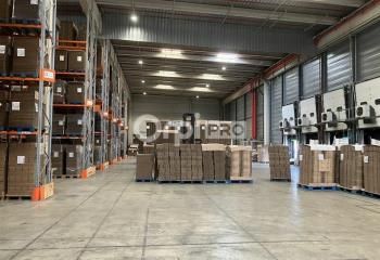 Entrepôt à louer Mions - Proximité A46 et A43