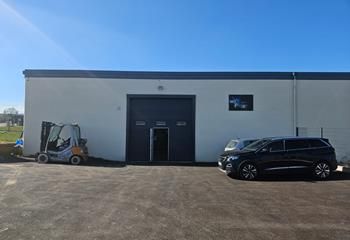 Local d'activité à louer Lancié - Proximité autoroute A6