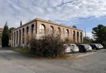 Location bureaux Aix-en-Provence - Proche autoroutes A8 et A51