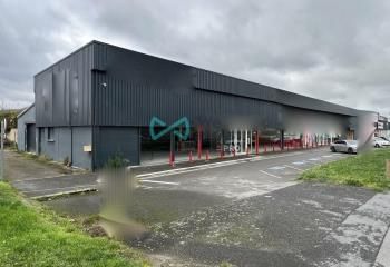 Location local commercial Reims - Axe passant