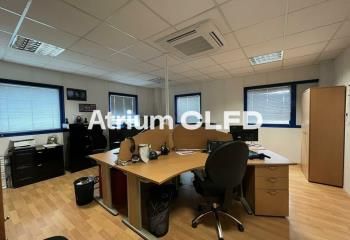 Location bureaux Gerzat - 547 m² - Proche transports