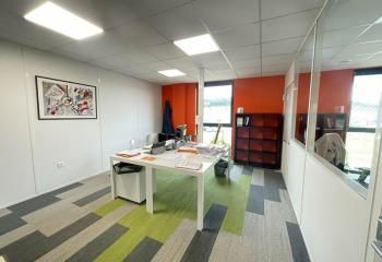 Location bureaux Hérouville-Saint-Clair - 7 parkings extérieurs