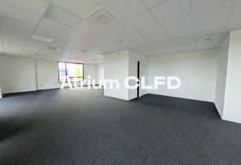 Location bureaux Clermont-Ferrand - Proche autoroute et transports