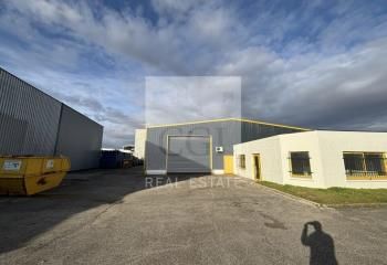 Bâtiment indépendant à vendre Pusignan - Proche D302 et D517