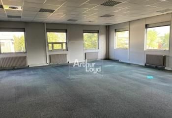 Location bureaux Lisses - A6 et N104 - 75 parkings
