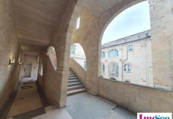 Location bureaux Bordeaux Quai des Chartrons, proche tram et skate parc