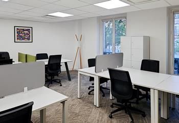 Location local commercial Paris 1er - Proche Seine