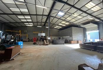 Location locaux d'activité Saint-Priest - ZI Sud Est Lyon