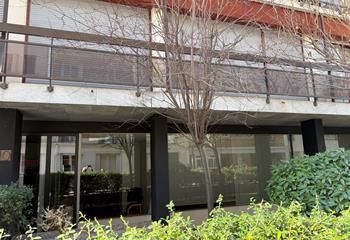 Location bureaux Paris 1 - Proche métro, RER et bus