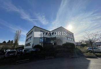 Location bureaux Limonest - Proche grands axes routiers et bus
