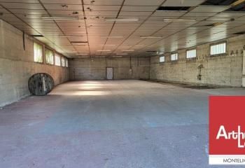 Location entrepôt Baix - Proche centrale nucléaire de Cruas