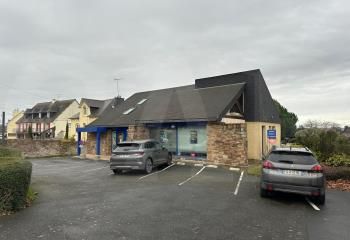 Vente bureaux Saint-Brieuc - Parking et foncier indépendant