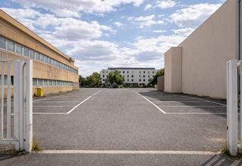 Parking sécurisé à louer La Rochelle - Gare à 50 mètres