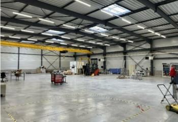 Local industriel à louer Château-Gaillard - Proche A42