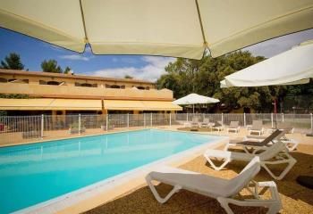 Vente Hôtel Restaurant 3 étoiles Saint-Didier - Proche Carpentras