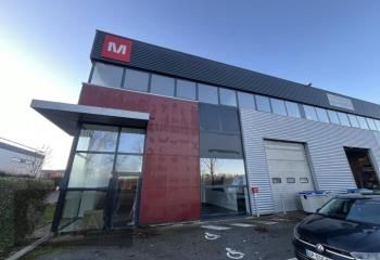 Local d'activité à louer Elancourt - Proche bus et autoroutes