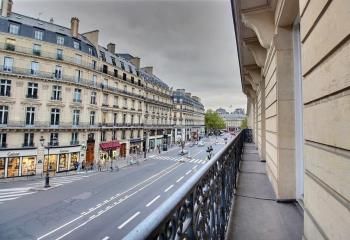 Location bureaux Paris 1 - Proche métro Pyramides et Palais Royal
