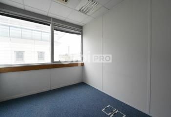 Location bureaux Bron - Proche Aéroport Lyon-Bron et A43