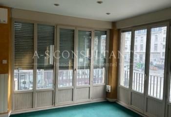 Location bureau Chambéry centre - Proche gare et bus