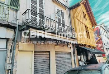 Local commercial à louer Dijon centre - Rue animée